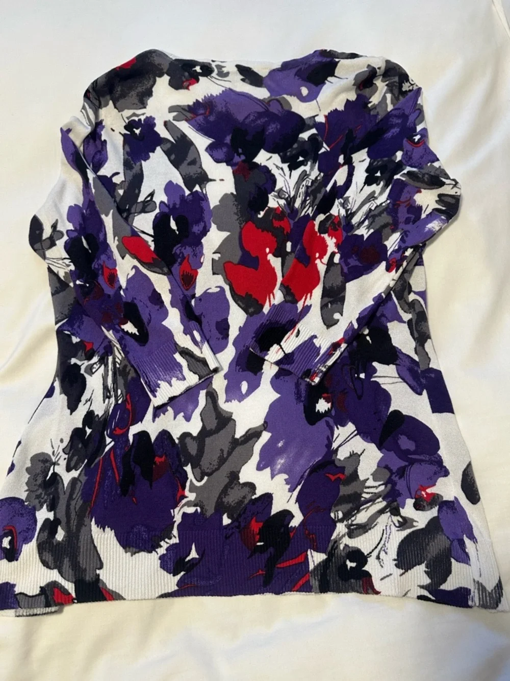 Peter Nygard Medium Floral V-Neck Cardigan Sweater - Purple/White One Button - Picture 10 of 10
